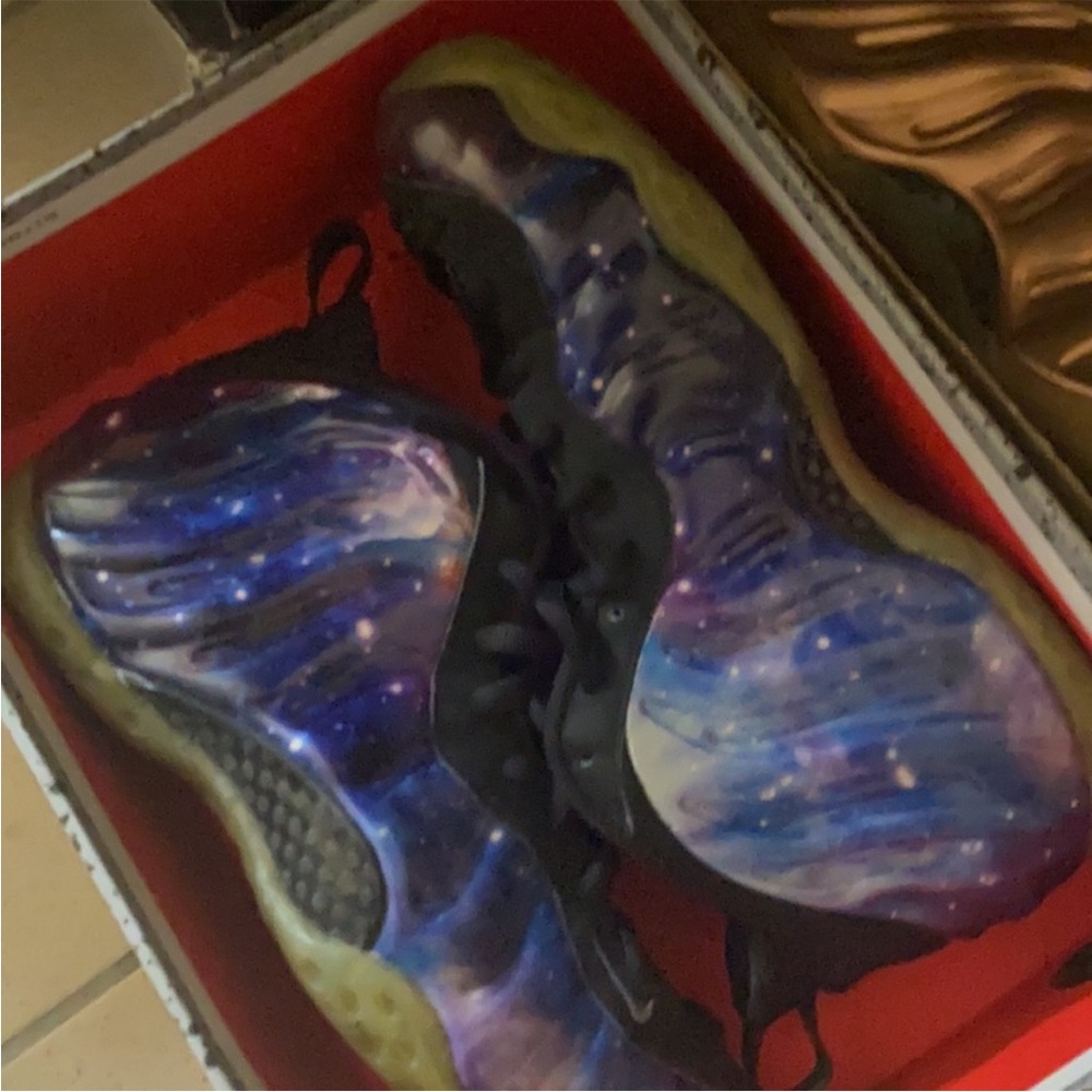 FOAMS - Picture 2 of 3